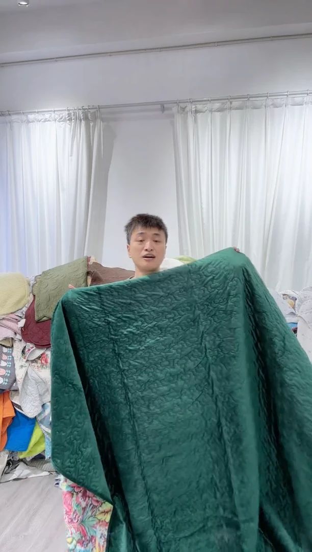 棉200.230纯棉绒床盖64号微瑕