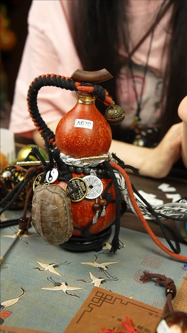 670号500ml左右非遗大漆酒葫芦