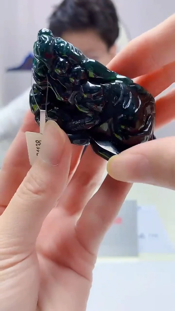 【闪购商品】定制翡翠未镶嵌4688zm-毛货挂件27