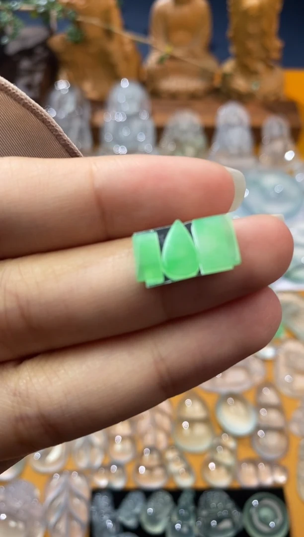 【闪购商品】定制翡翠未镶嵌福利3个