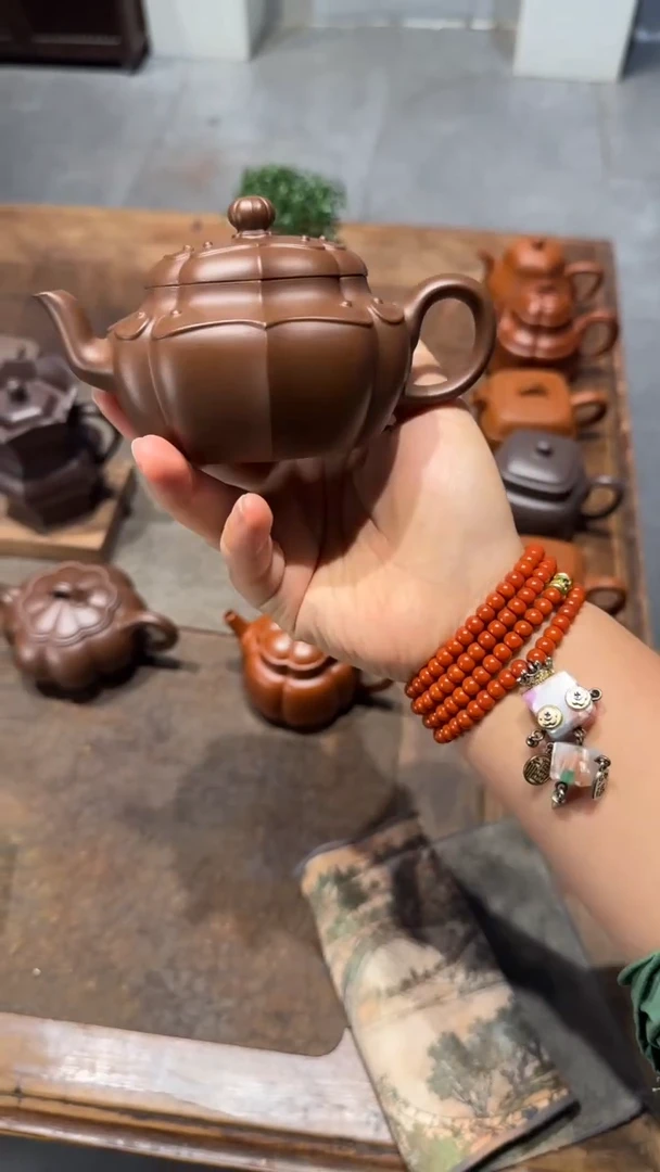 茶壶紫砂用****1向阳而生