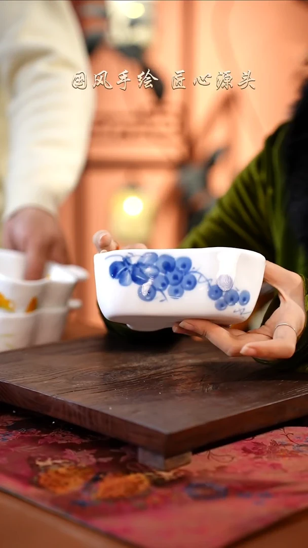 陶瓷景德镇高温釉中彩餐具（无毒无铅无镉）