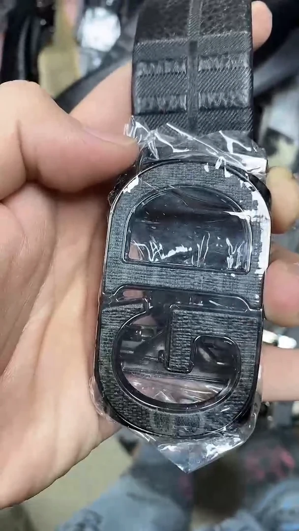 2025新款男士T经典时尚百搭商务自动扣皮带