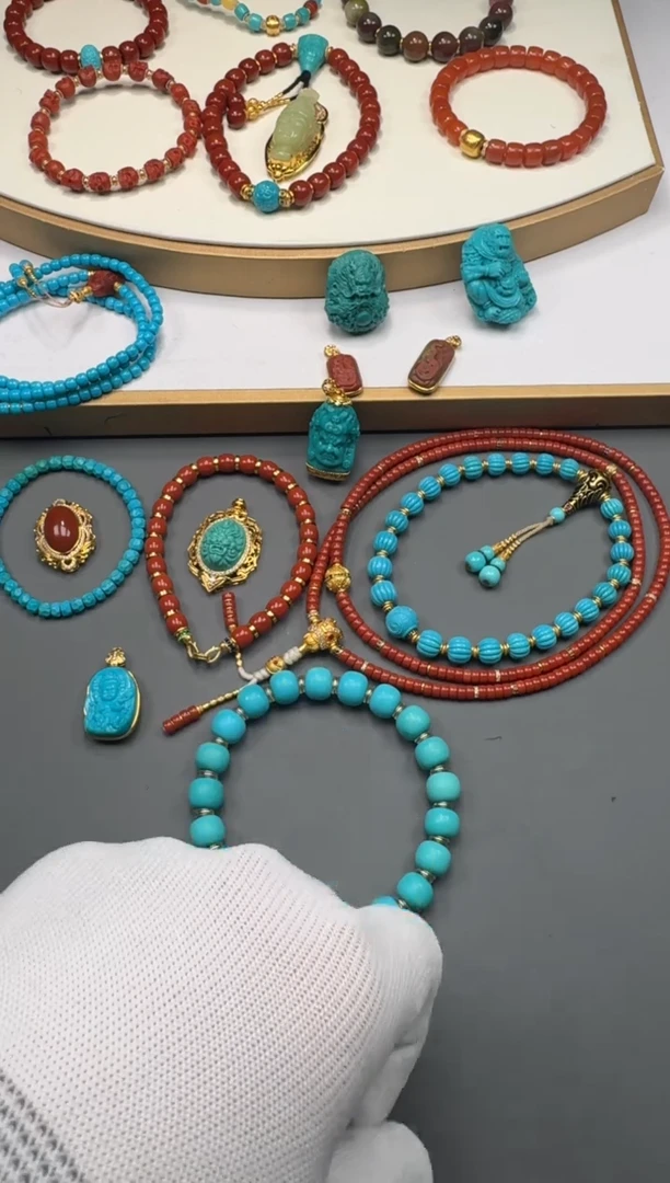 18K金镶嵌绿松石手串晚***～1111