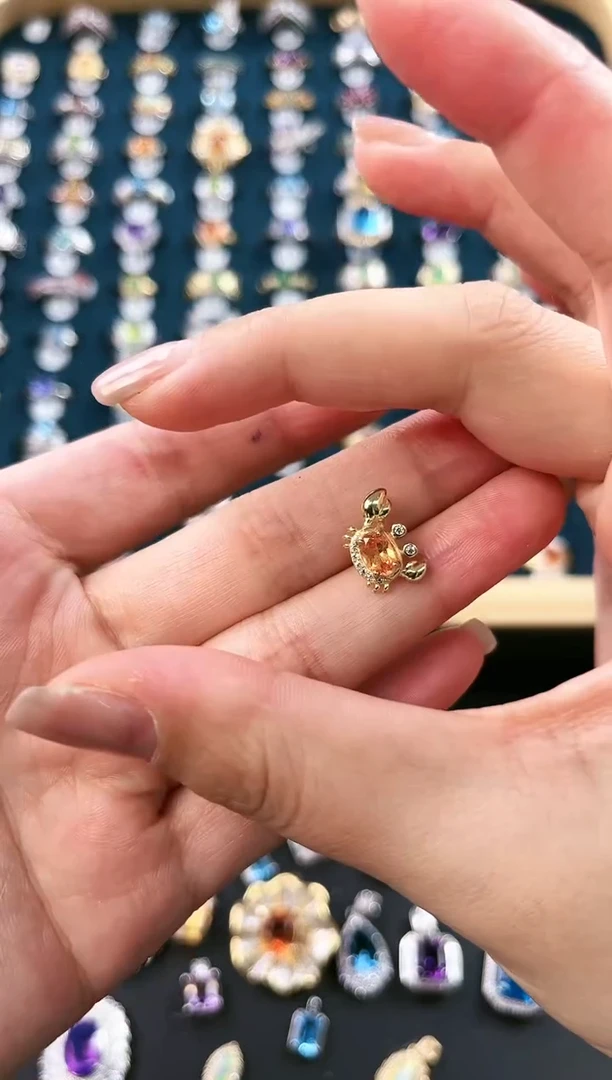 颈饰银S925镶嵌石榴石（芬达石）m3