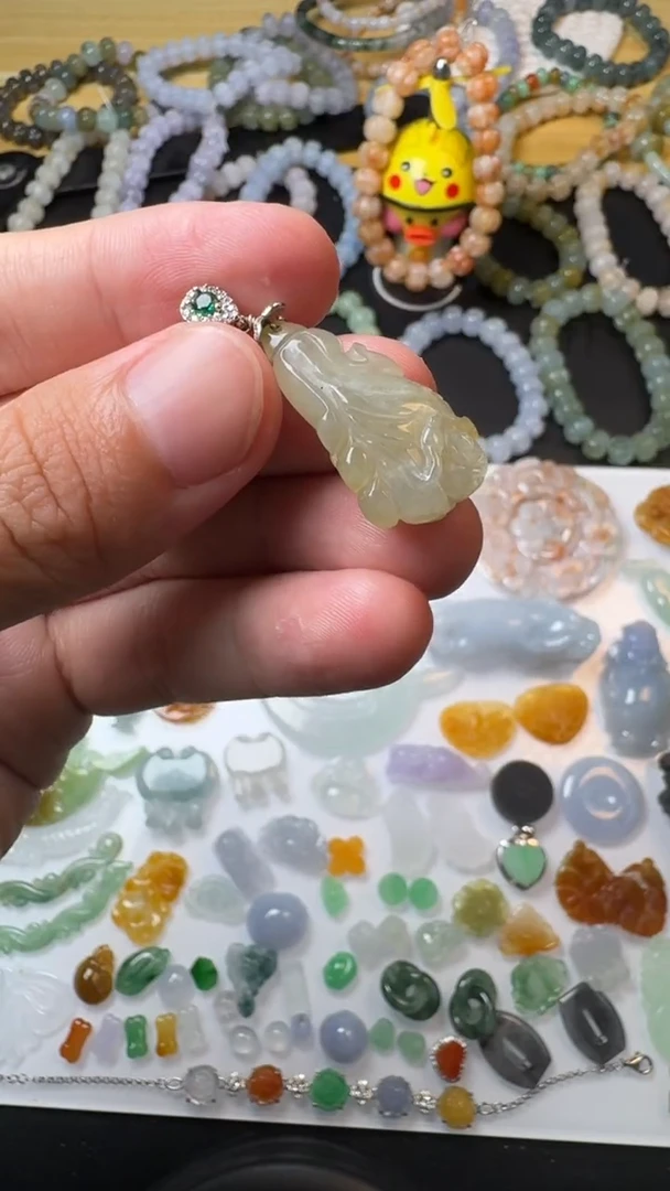 颈饰未镶嵌翡翠【闪购商品】 天然翡翠