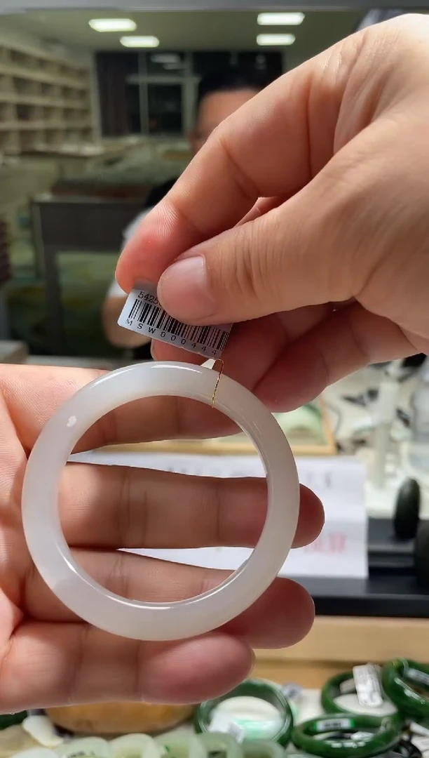 未镶嵌手镯和田玉52-53圈口 0444