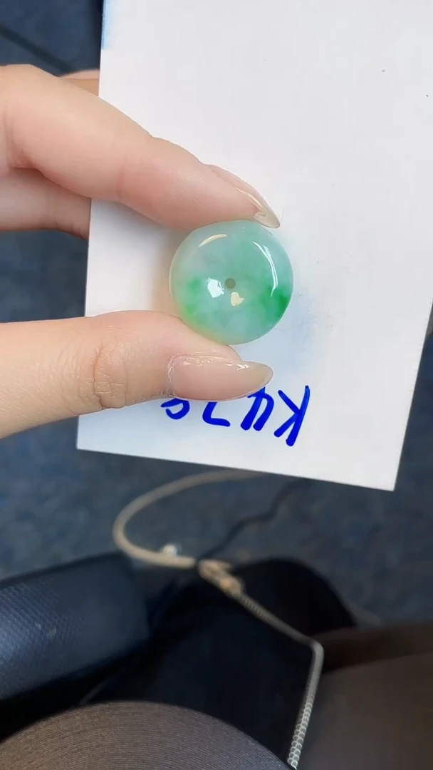 【闪购商品】翡翠颈饰未镶嵌00000000