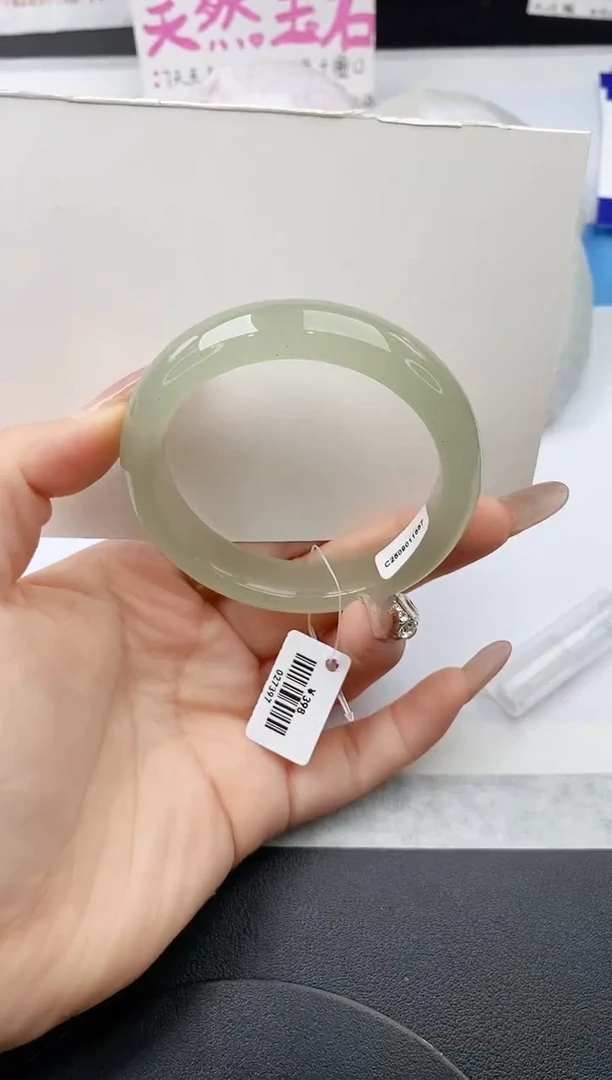 未镶嵌手镯石英质玉w137-DB53+