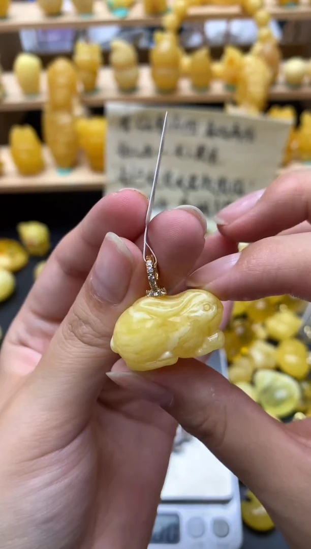 琥珀未镶嵌珠宝奇石115琥珀蜜蜡微瑕