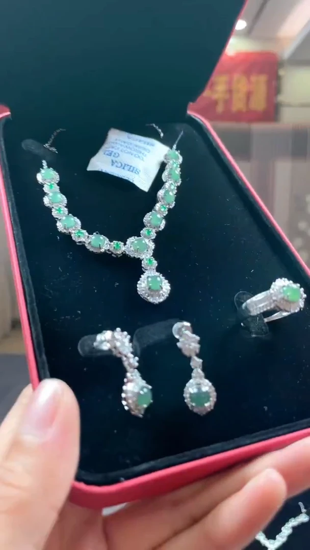 未镶嵌定制翡翠*194