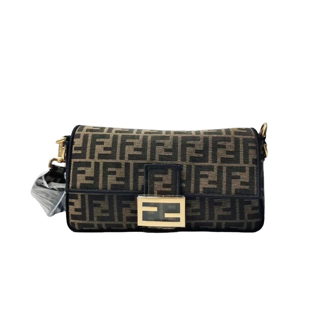 全新未使用 FENDI/芬迪 安洁利严选单肩包/0001448