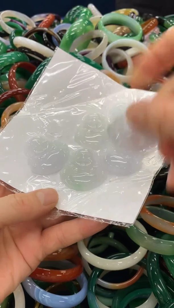 手镯玛瑙/玉髓未镶嵌66666