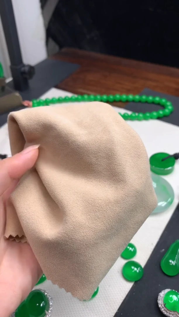 颈饰未镶嵌翡翠金*#无滤镜七天无理由