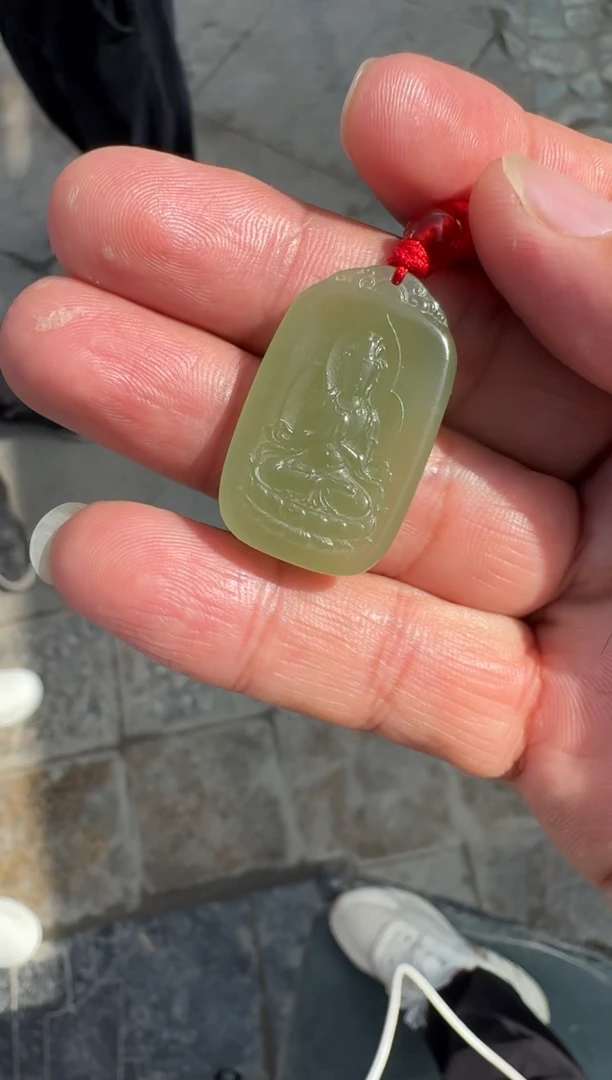 未镶嵌戒指和田玉（糖玉）和田玉