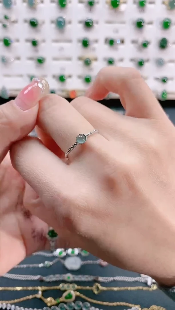 【闪购商品】翡翠戒指银S925镶嵌天然翡翠