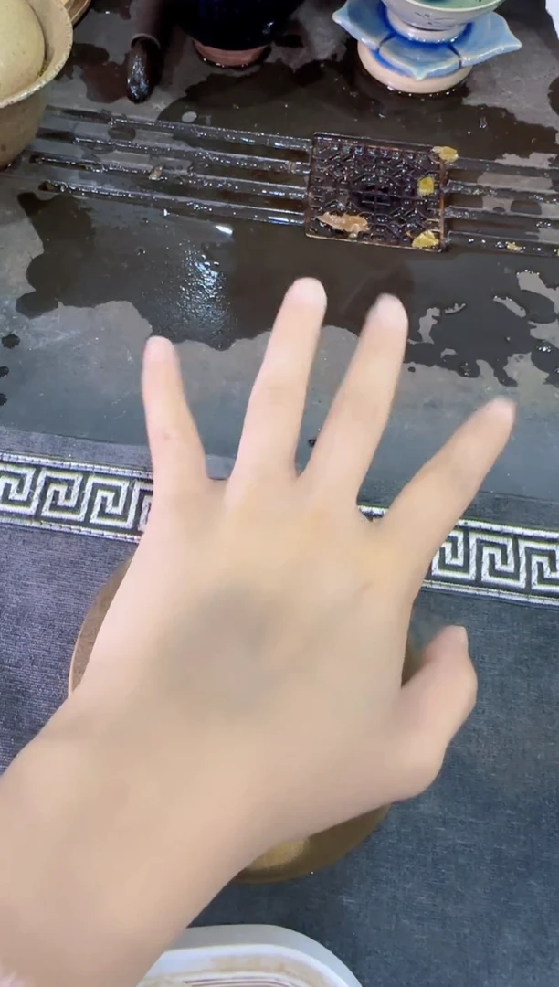 茶盏❄****壑173空谷幽兰创始人-吴燕