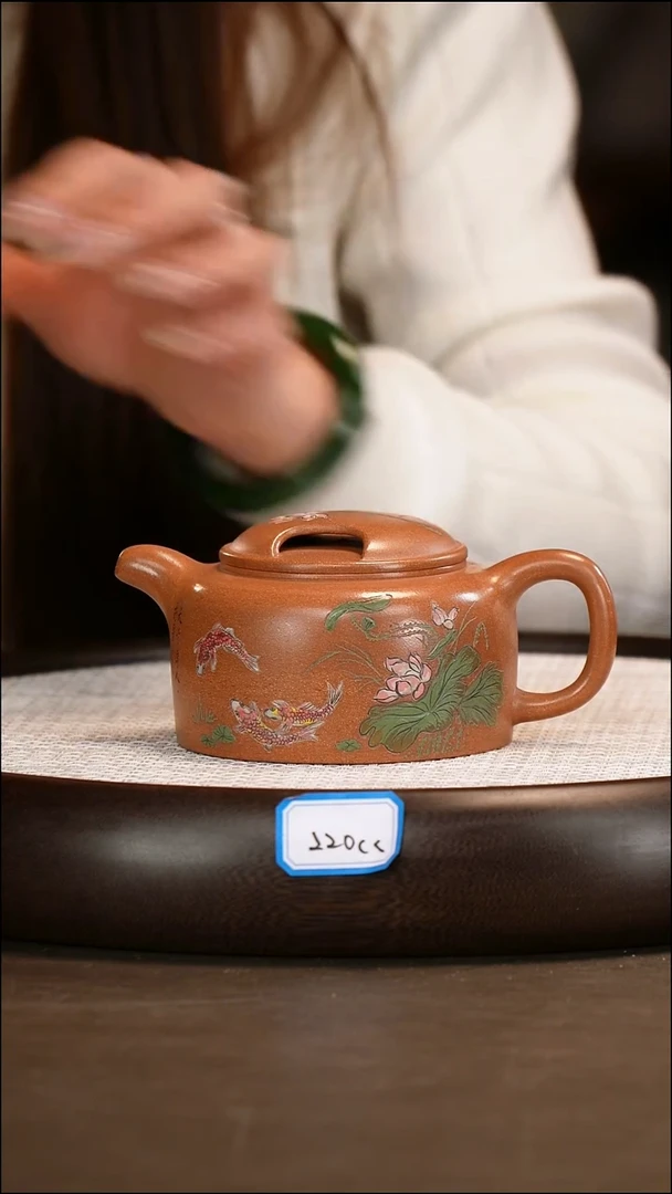 茶壶紫砂【张杏娟】沉香泥 牛盖莲子 350cc