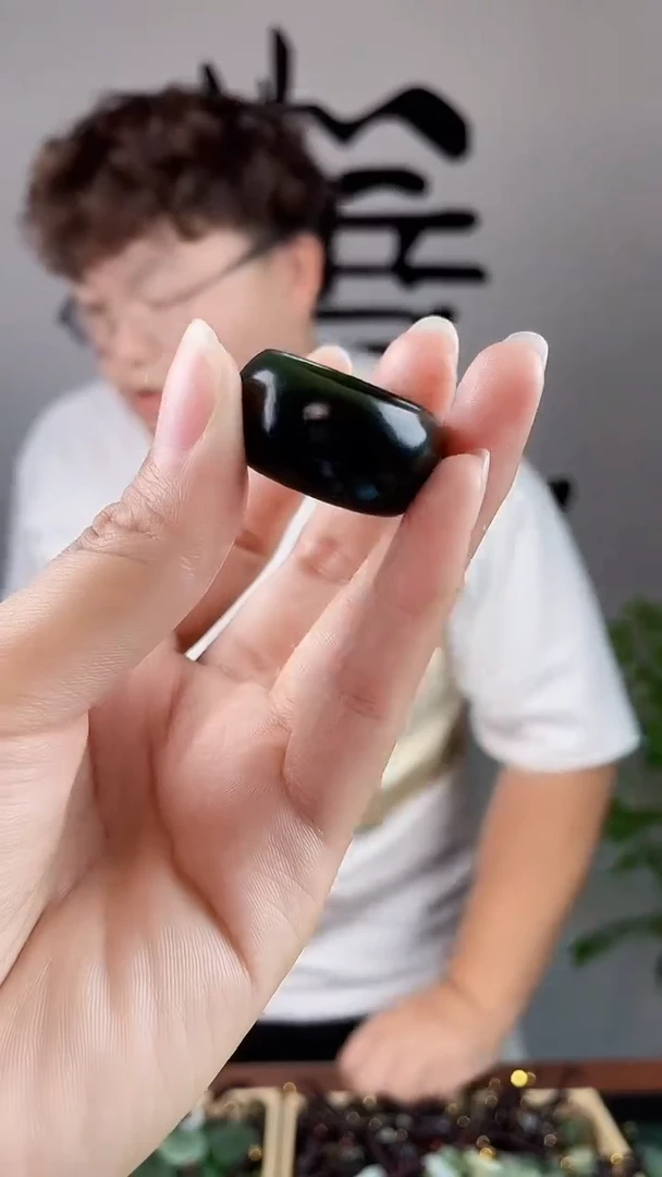 和田玉未镶嵌颈饰拍一发一，多样性发货