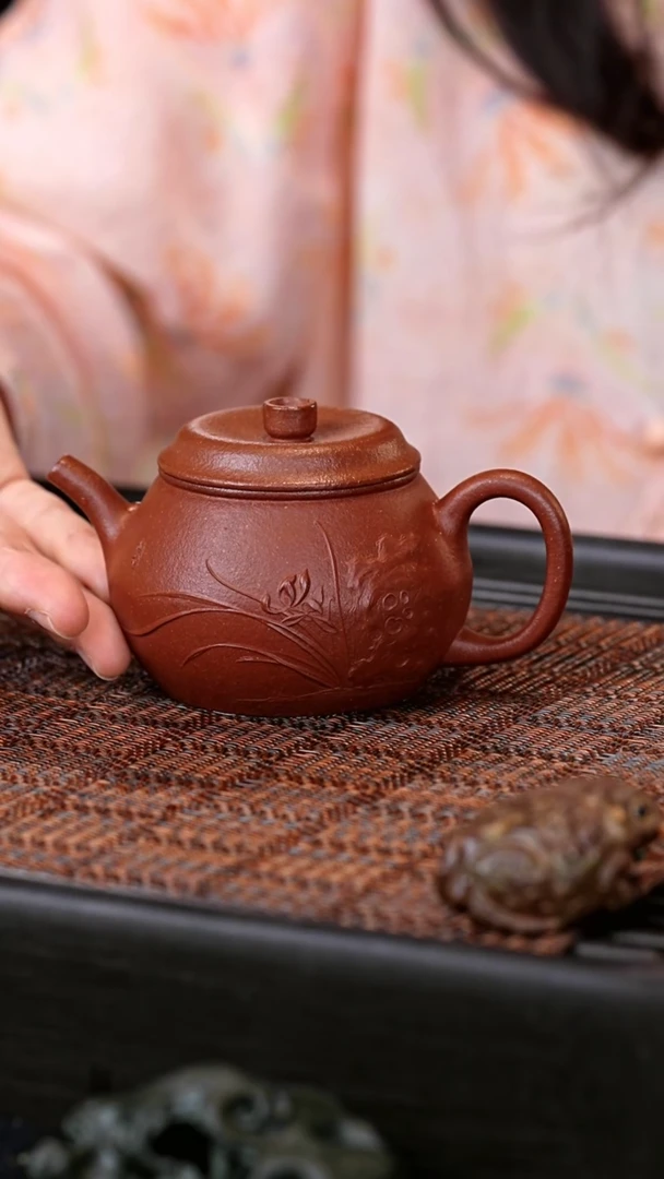 茶壶紫砂全手清气幽兰 一物见春