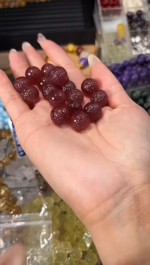 【闪购商品】水晶手串未镶嵌草莓晶回纹珠一个卡13