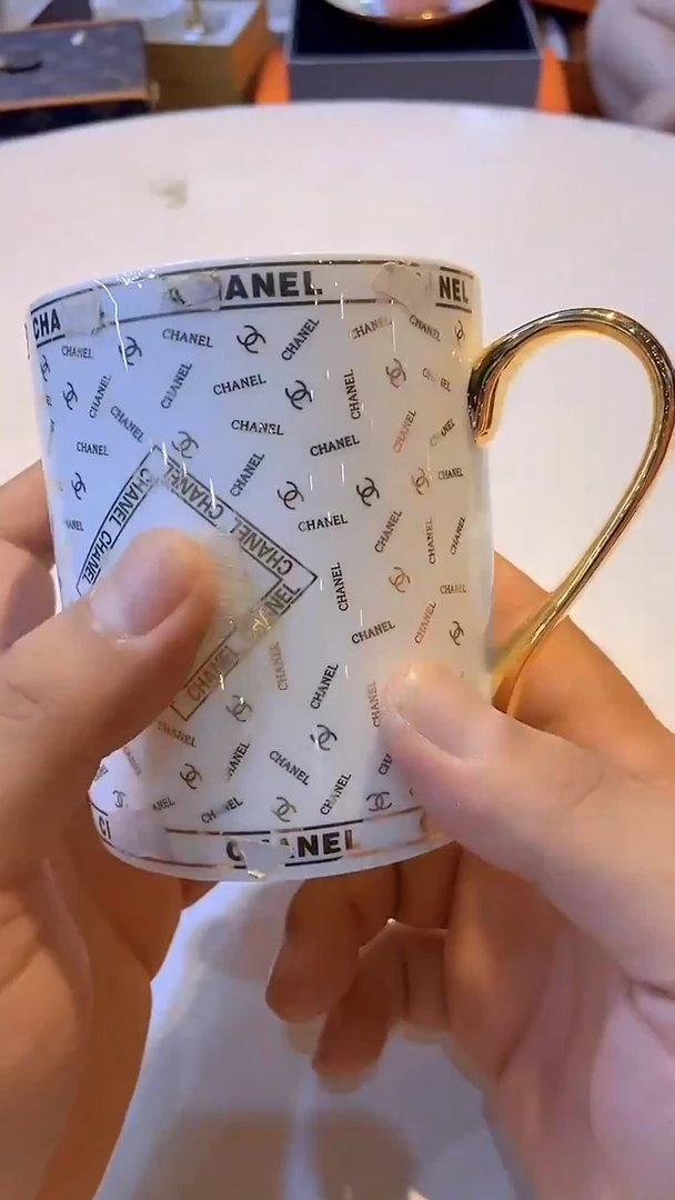 杯鸿辉家品牌瓷器，京东包邮！