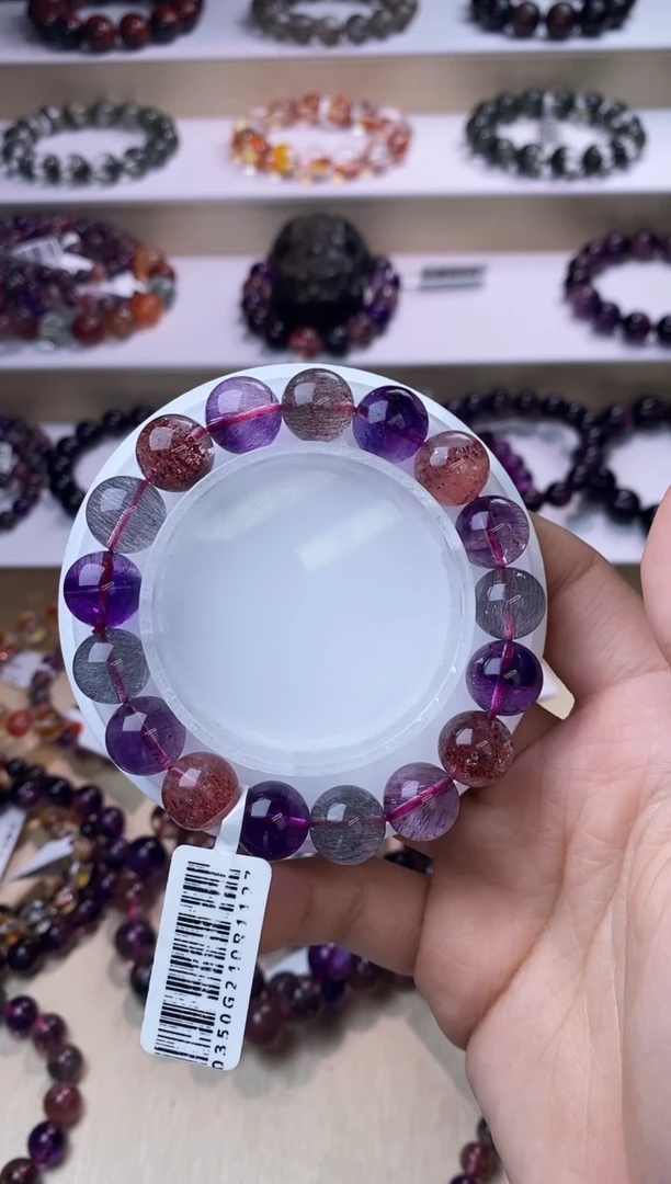 【闪购商品】水晶手链未镶嵌黑加仑超七11m+