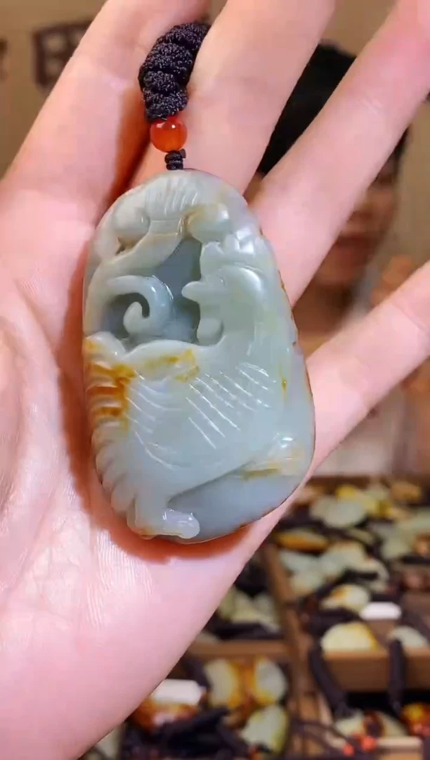 和田玉未镶嵌颈饰1