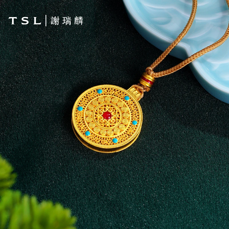 TSL/谢瑞麟计价足金珐琅如意圆满罗盘挂坠黄金古法编绳挂件