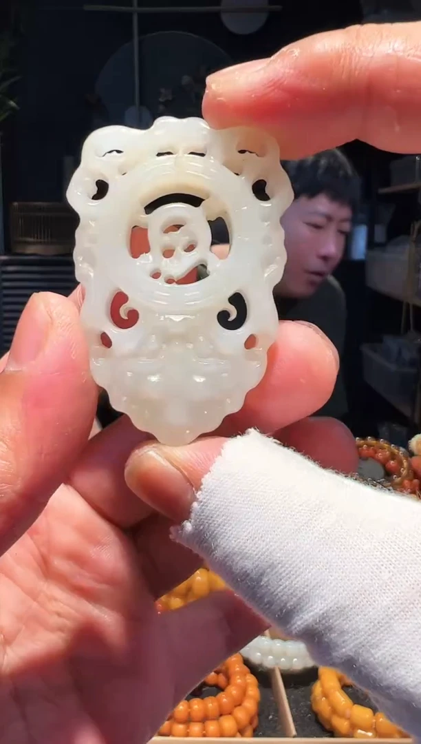 手链未镶嵌和田玉挂件