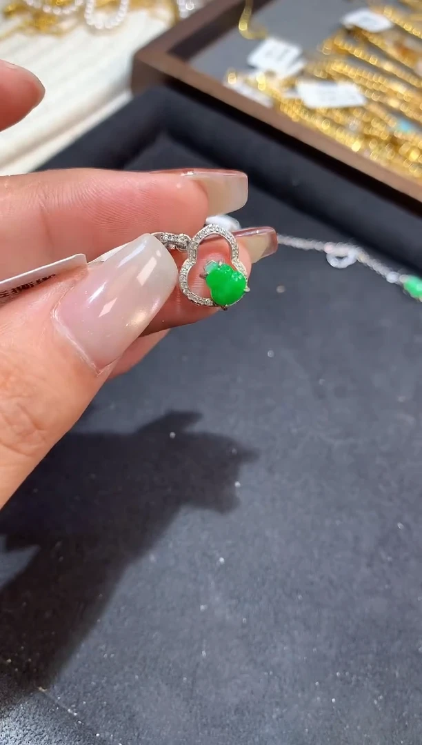 吊坠(不含链)银S925镶嵌翡翠【挽石珠宝】葫芦