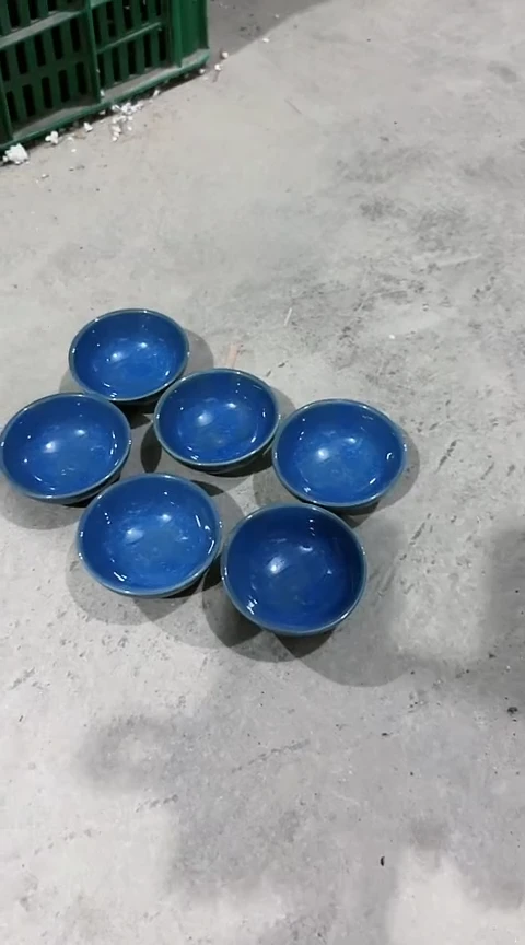 瑕疵窑变蓝碟六个