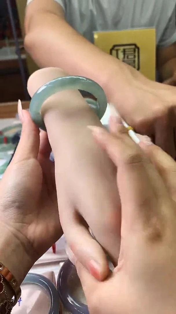未镶嵌手镯翡翠5556 冰油青 28