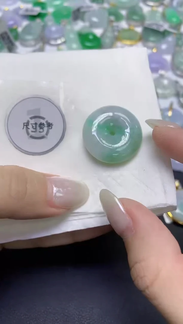 颈饰未镶嵌翡翠天然缅甸翡翠A货百元以上9元证书费自理