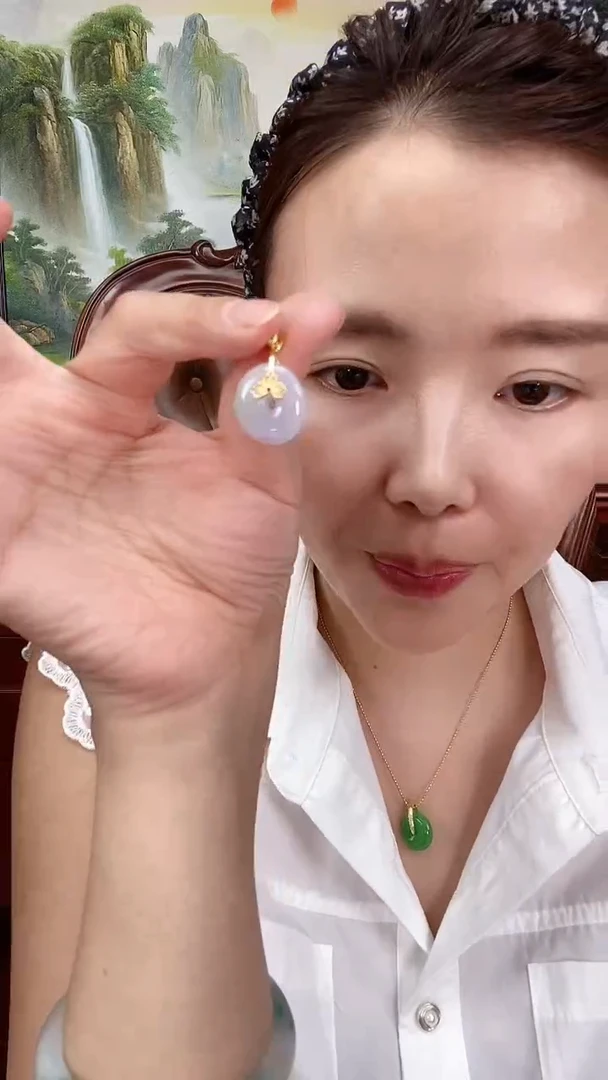 吊坠(赠链)未镶嵌翡翠D3紫翡小扣子