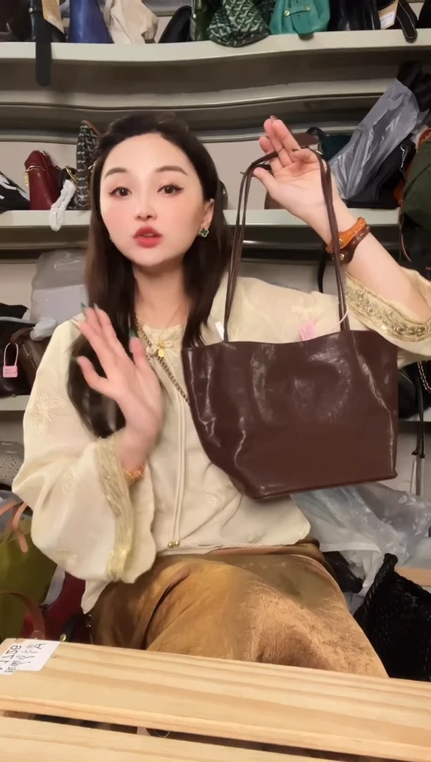 牛皮（革）珊瑚店清斜挎包真皮包时尚百搭包包