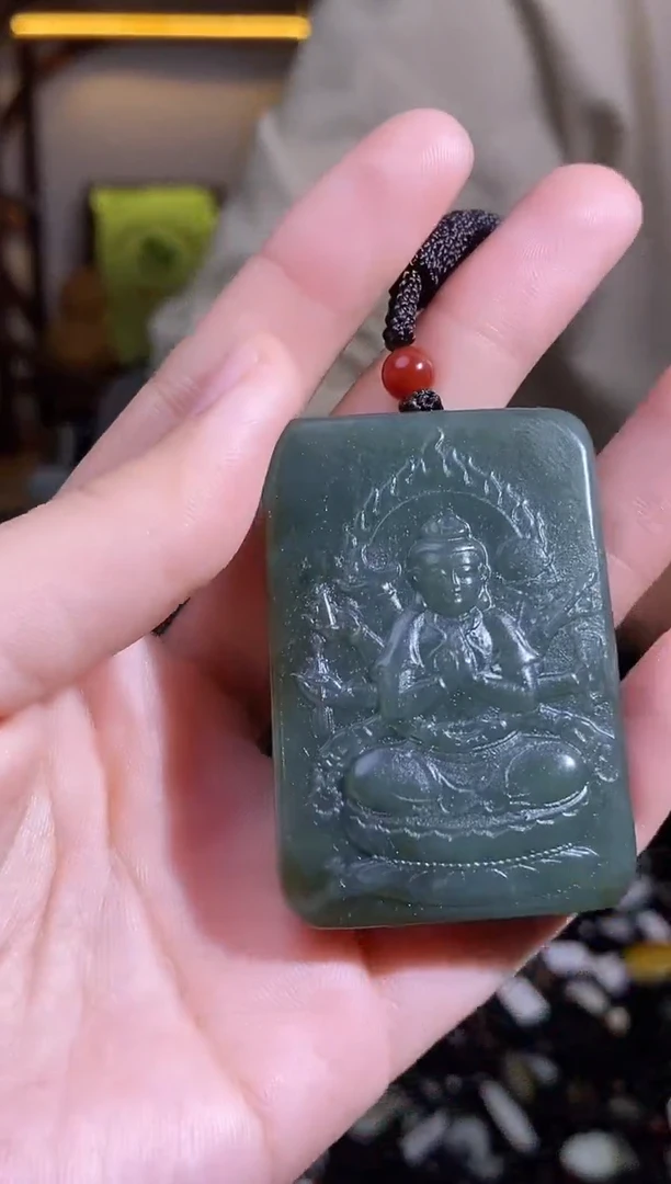 颈饰未镶嵌和田玉1