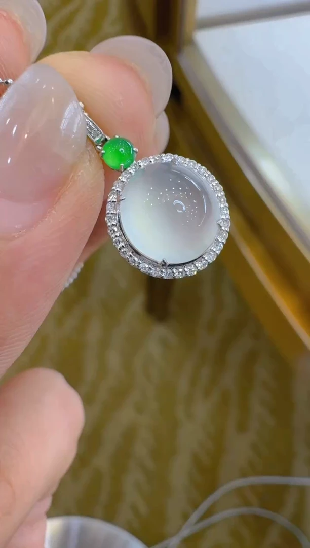 吊坠(不含链)18K金镶嵌翡翠多样性团购发一件