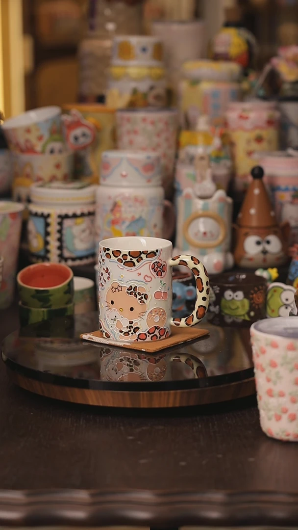 景德镇釉下彩绘设计师款式陶瓷