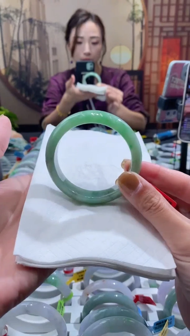 未镶嵌手镯翡翠000075066