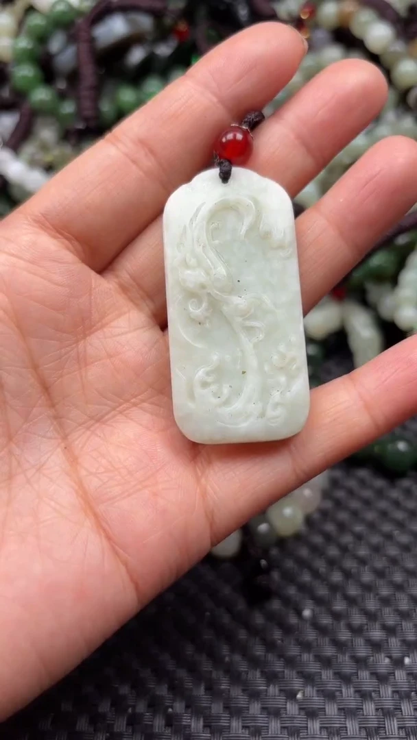 【闪购商品】和田玉颈饰未镶嵌.