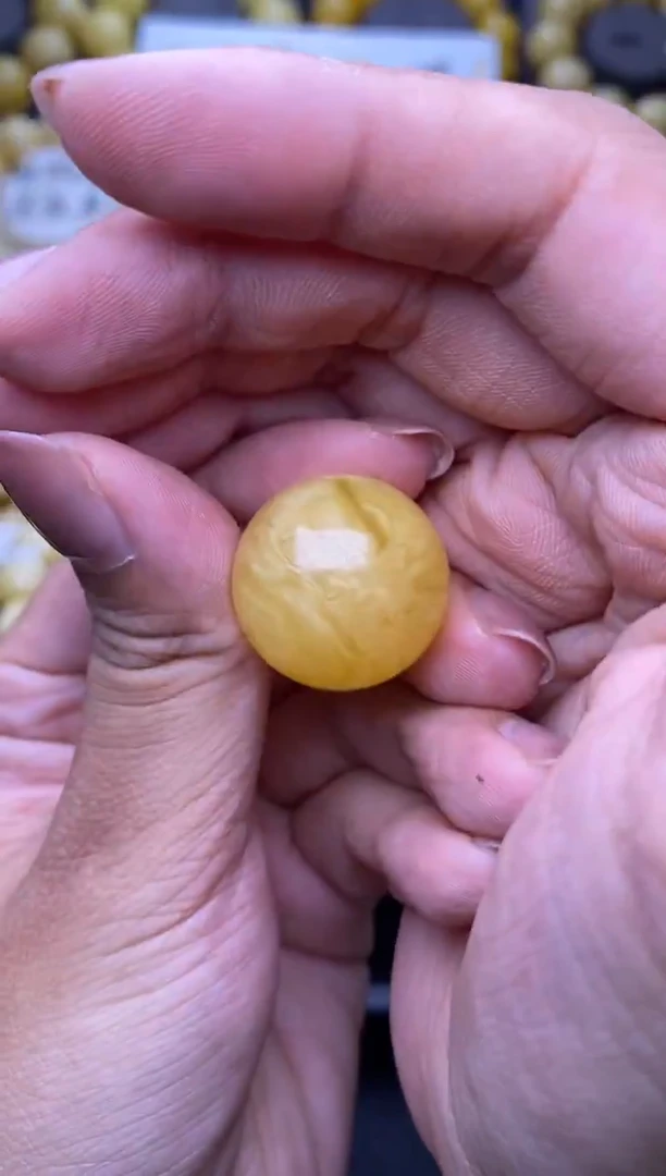 裸石琥珀未镶嵌大小姐珠宝89