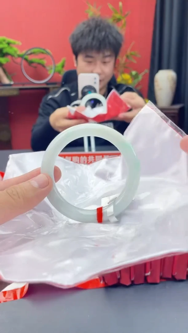 未镶嵌手镯翡翠20