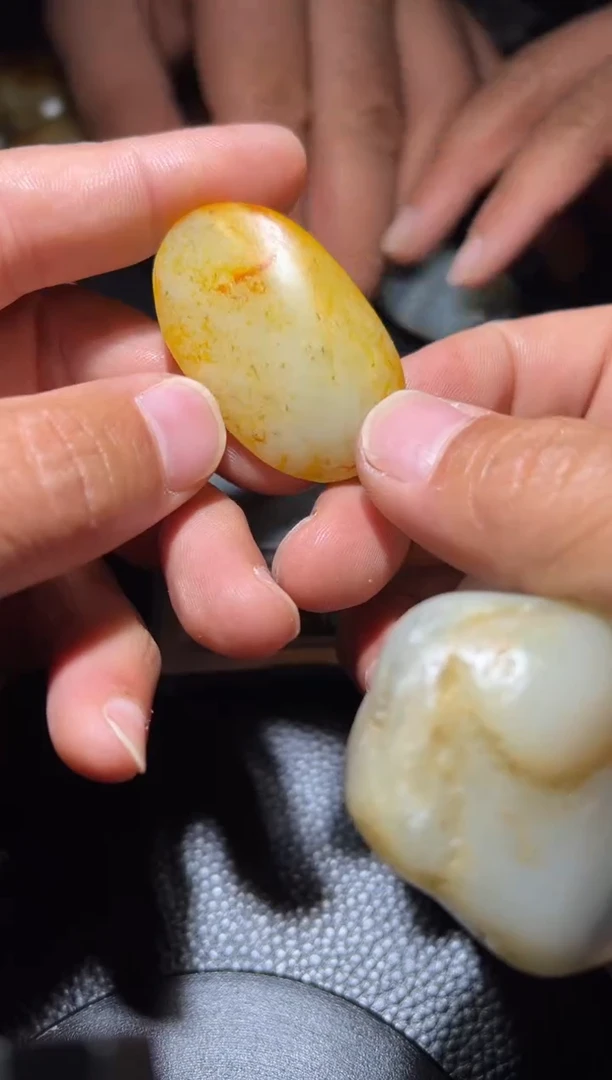 未镶嵌和田玉珠宝奇石18