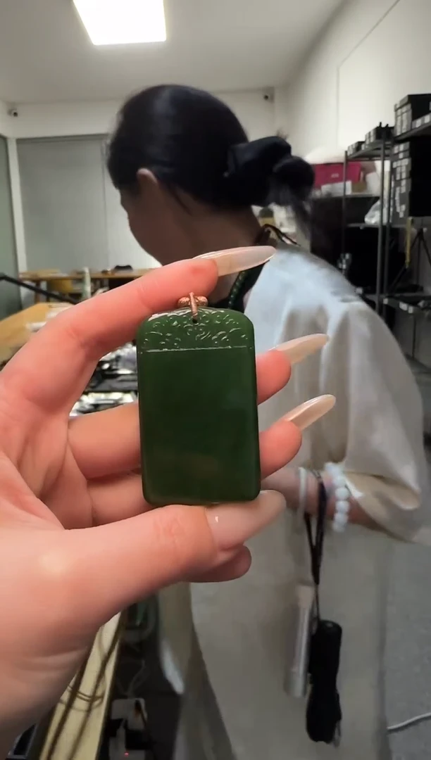 颈饰未镶嵌和田玉碧玉无事牌