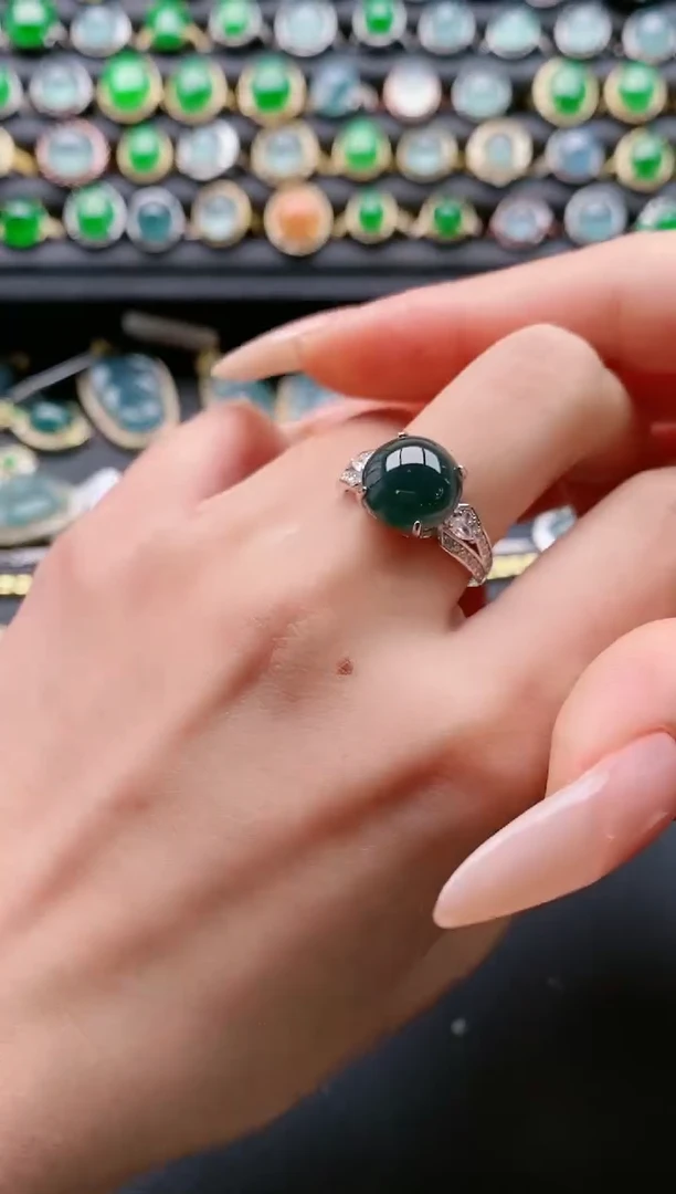 【闪购商品】翡翠戒指银S925镶嵌111111