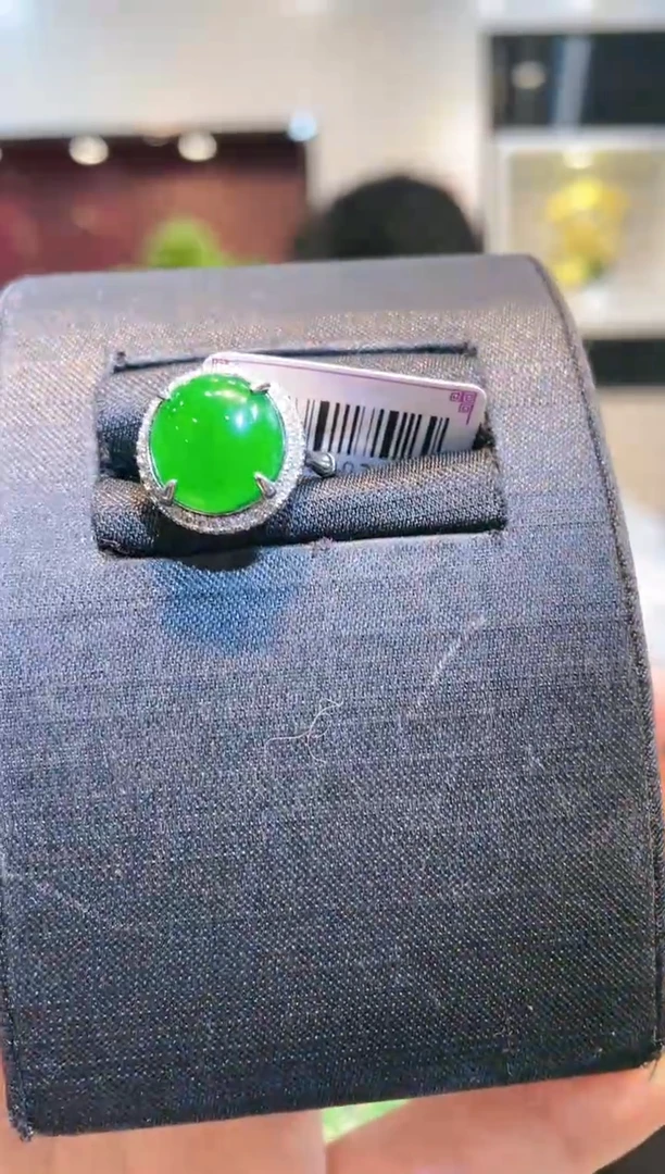 【闪购商品】翡翠颈饰银S925镶嵌A89戒指天然A货翡翠