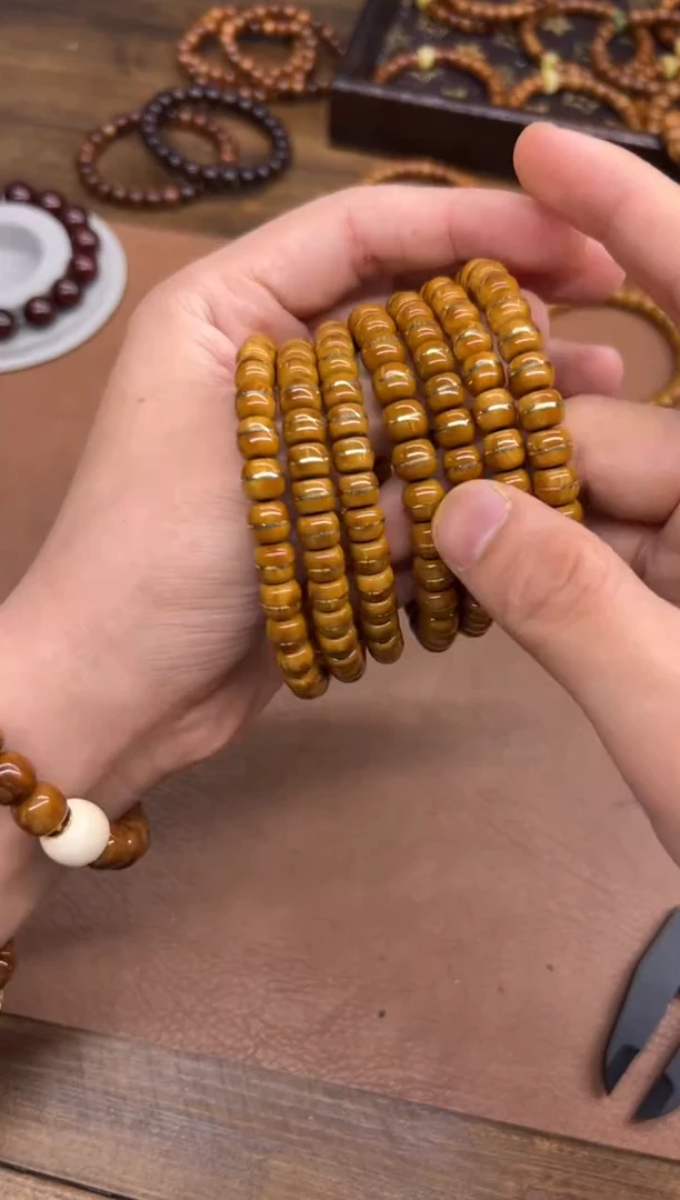 紫金鼠手串实心一线天黄皮卡8+ 1.0