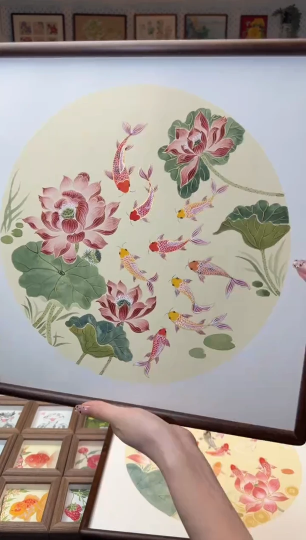 国画荷花九鱼 手绘国画38