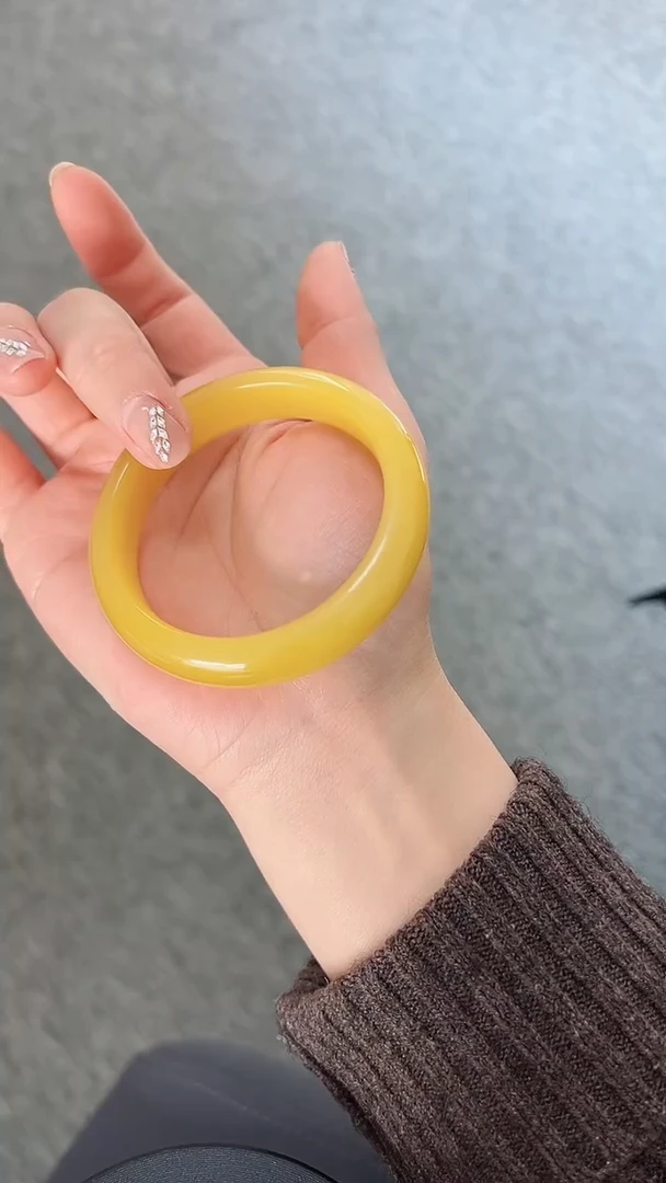 【闪购商品】石英质玉手镯未镶嵌897-57+